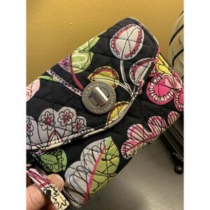 Vera Bradley Quilted Moon Blooms Turn Lock Wallet Wristlet‎ 2014 Credit Card Zip